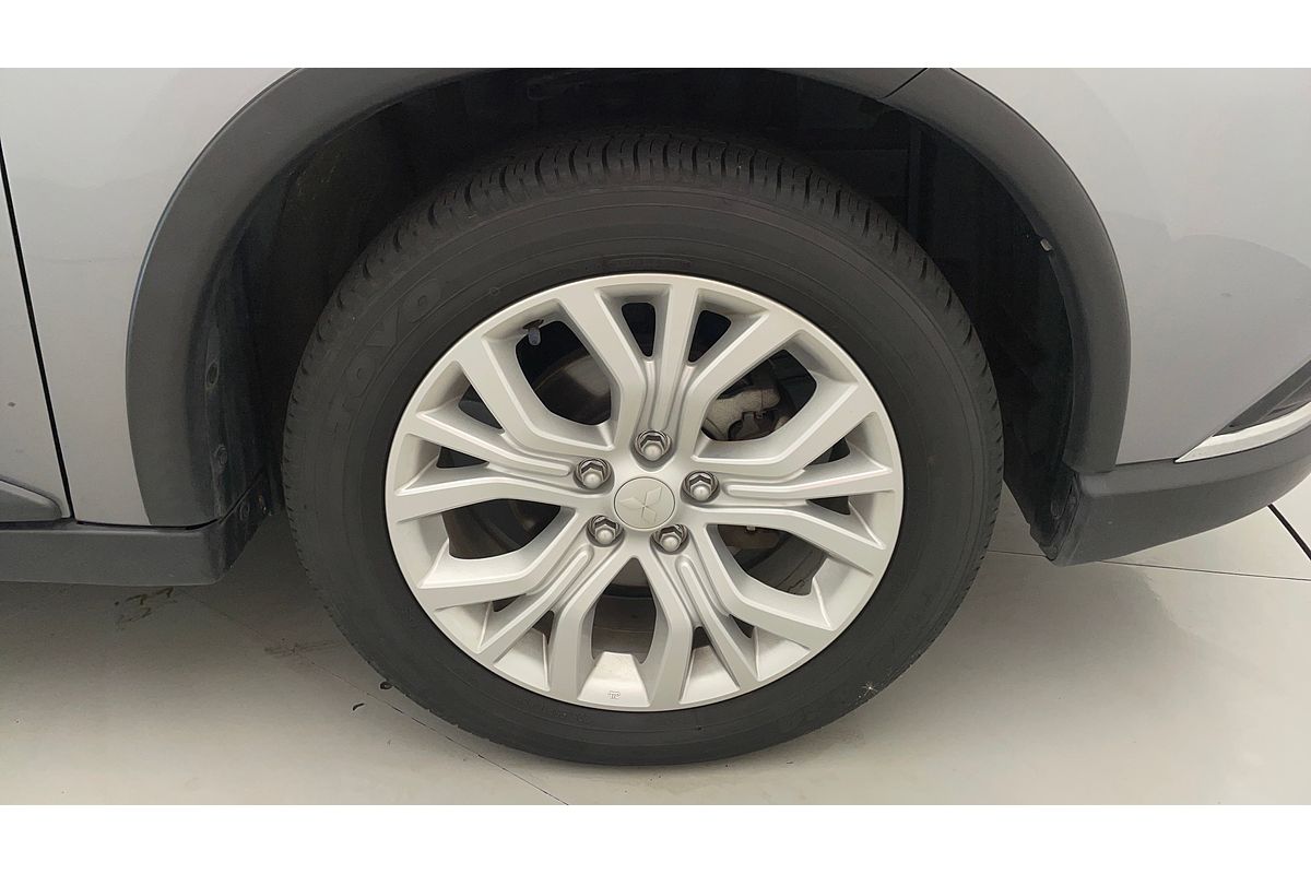 2021 Mitsubishi Outlander ES ZL