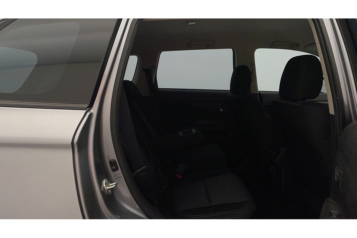 2021 Mitsubishi Outlander ES ZL