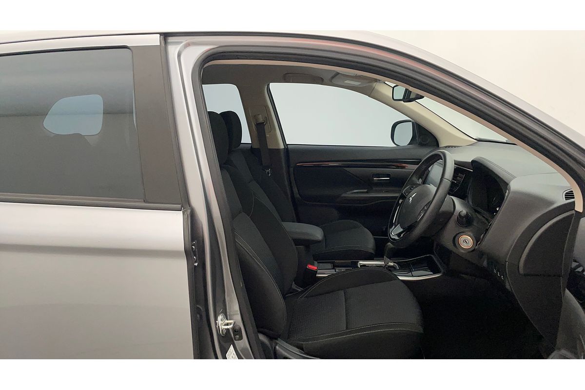 2021 Mitsubishi Outlander ES ZL