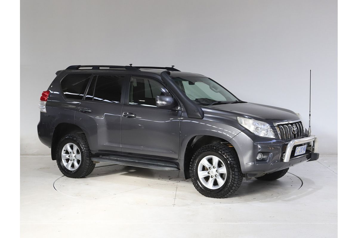 Prado SE 3.0L T Diesel Automatic Wagon 4C20300 001