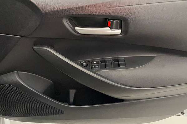 2022 Toyota Corolla Ascent Sport Hybrid ZWE211R