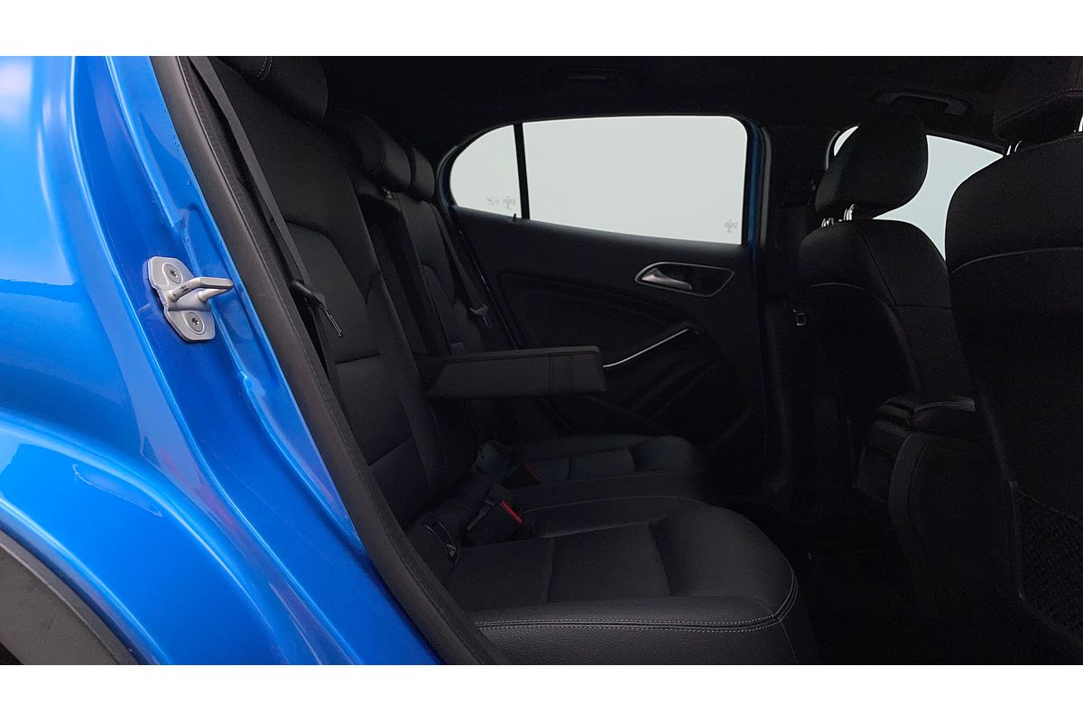 2016 Mercedes-Benz GLA-Class GLA180 X156