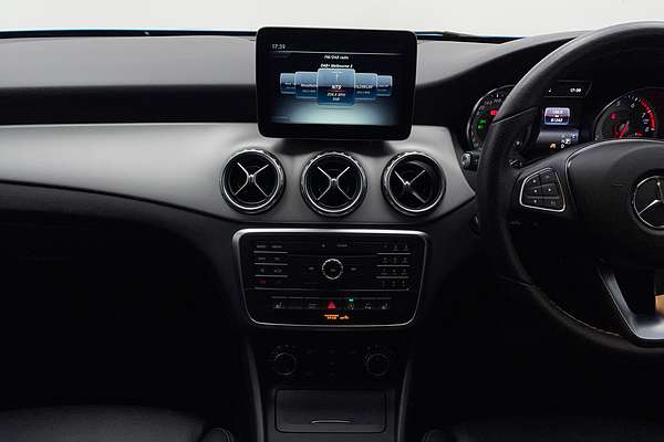 2016 Mercedes-Benz GLA-Class GLA180 X156