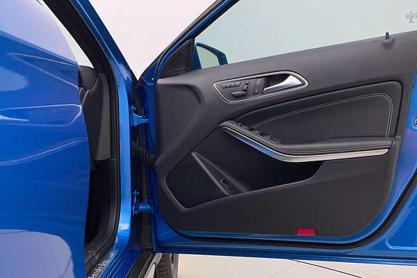 2016 Mercedes-Benz GLA-Class GLA180 X156