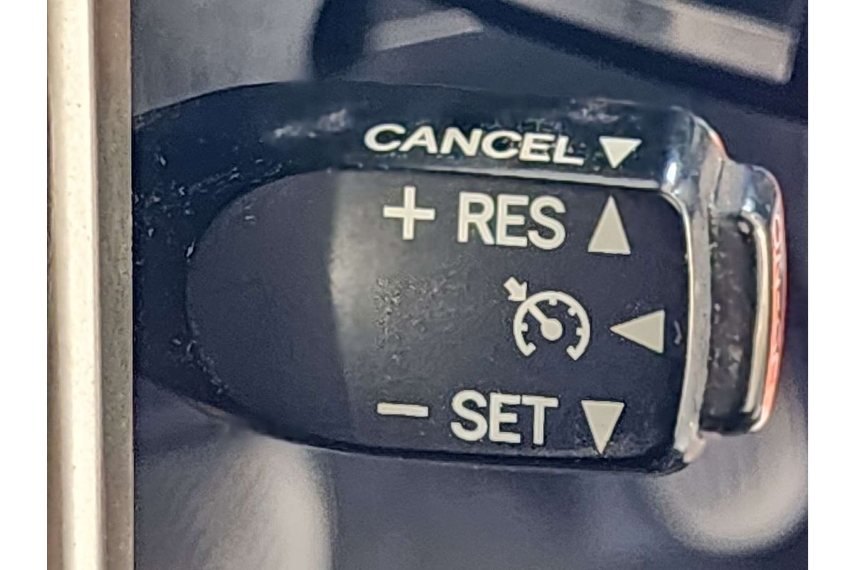 2019 Toyota Hilux SR GUN126R 4X4