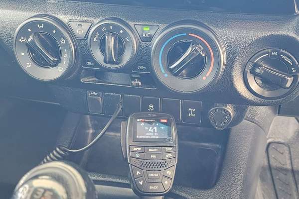 2019 Toyota Hilux SR GUN126R 4X4