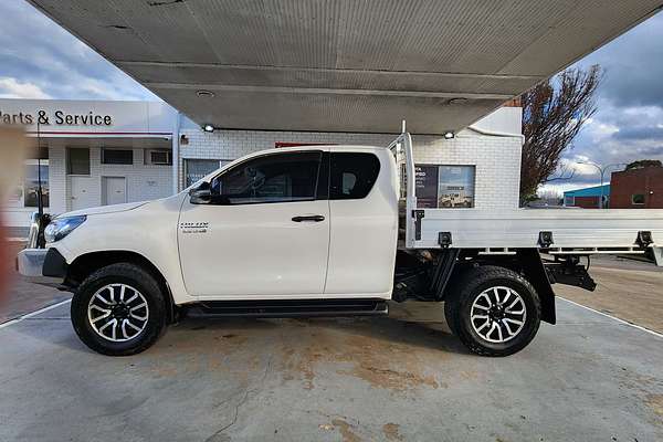 2019 Toyota Hilux SR GUN126R 4X4