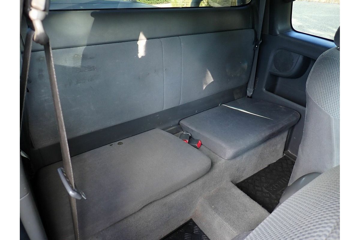 2012 Toyota Hilux SR5 GGN15R MY12 Rear Wheel Drive