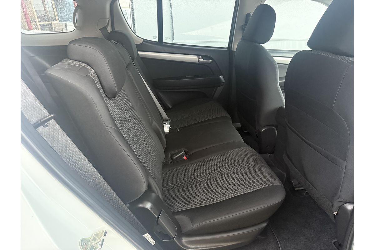 2015 Isuzu MU-X LS-M