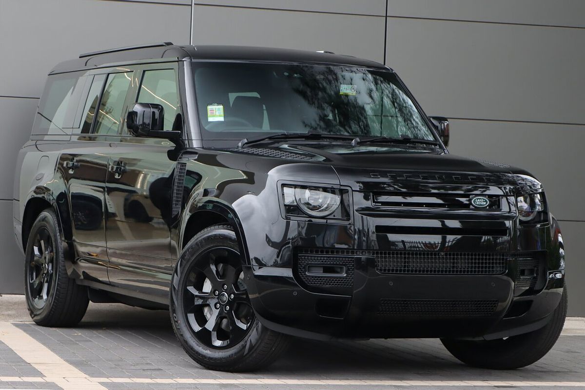 2025 Land Rover Defender 130 D350 X-Dynamic SE L663