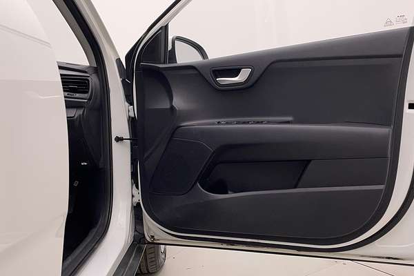 2023 Kia Stonic S YB