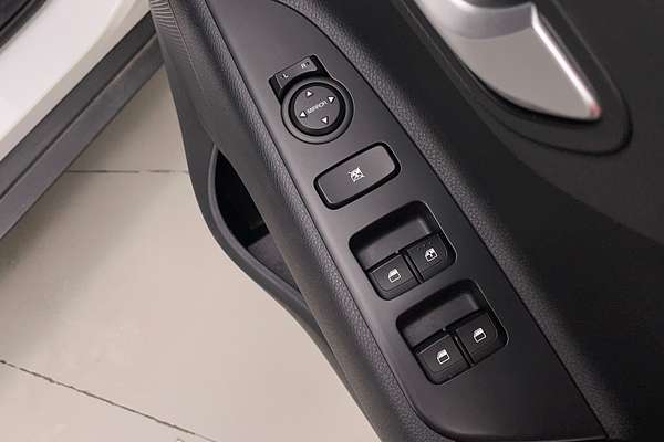 2023 Kia Stonic S YB
