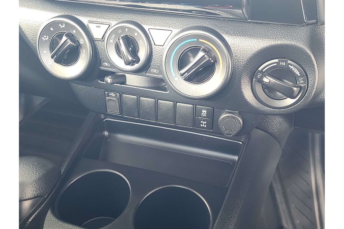 2022 Toyota Hilux SR GUN126R 4X4