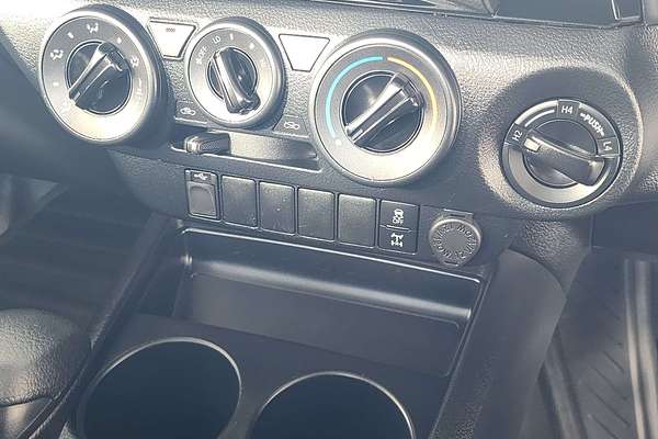2022 Toyota Hilux SR GUN126R 4X4
