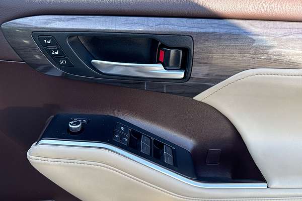 2022 Toyota Kluger Grande AXUH78R