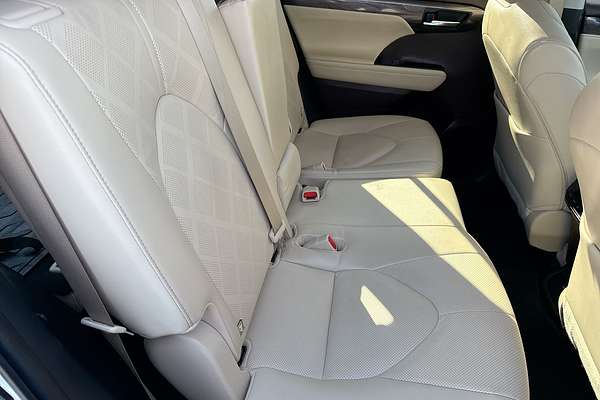 2022 Toyota Kluger Grande AXUH78R