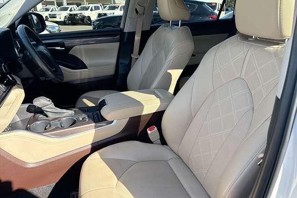 2022 Toyota Kluger Grande AXUH78R