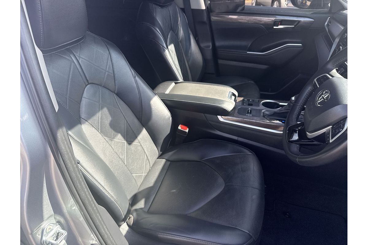 2023 Toyota Kluger Grande TXUA70R