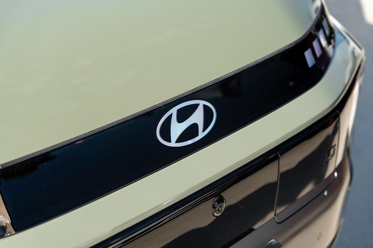 2025 Hyundai INSTER Cross AX.V1