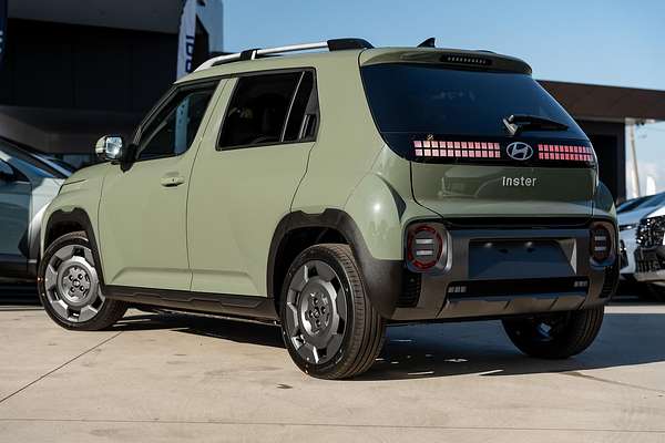 2025 Hyundai INSTER Cross AX.V1