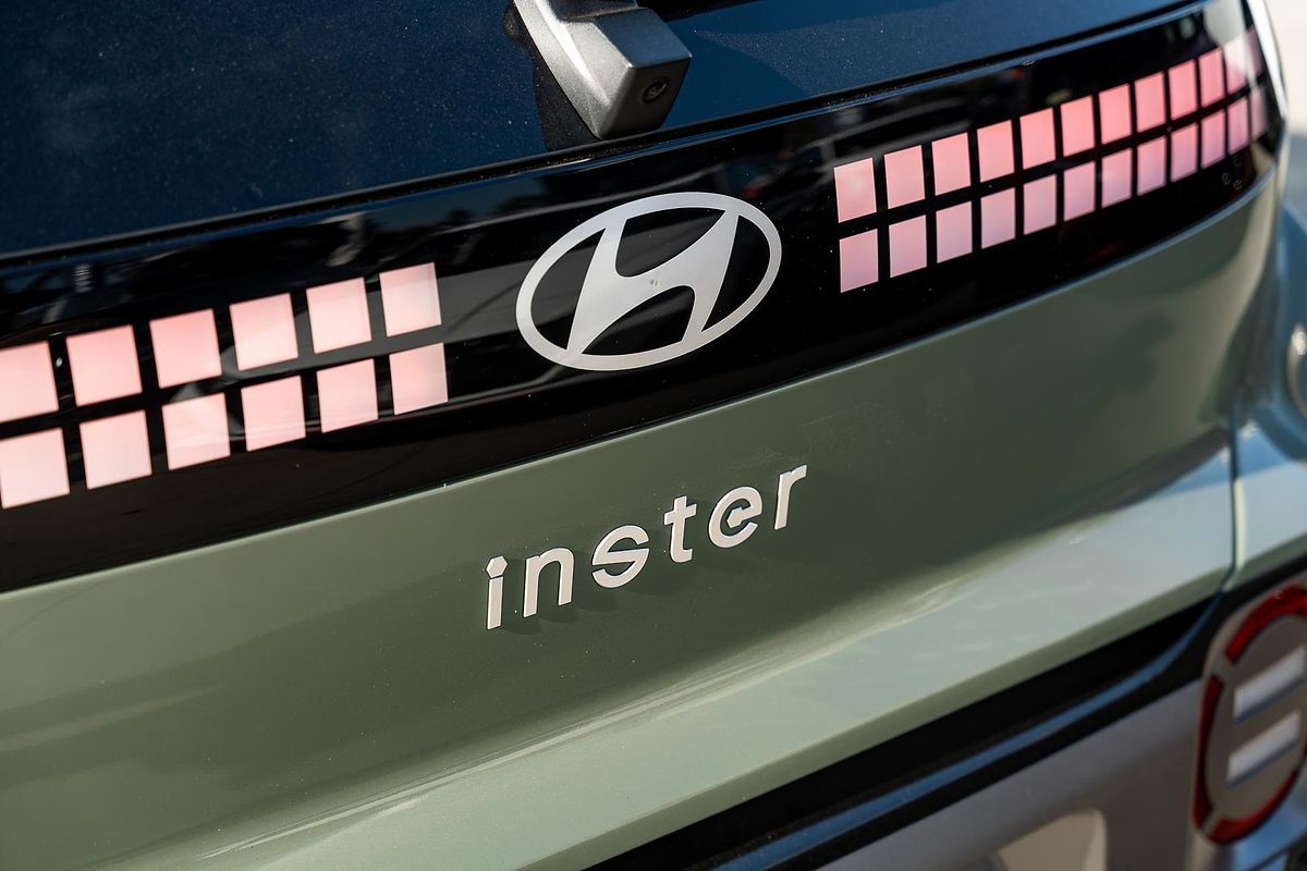 2025 Hyundai INSTER Cross AX.V1