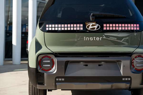 2025 Hyundai INSTER Cross AX.V1