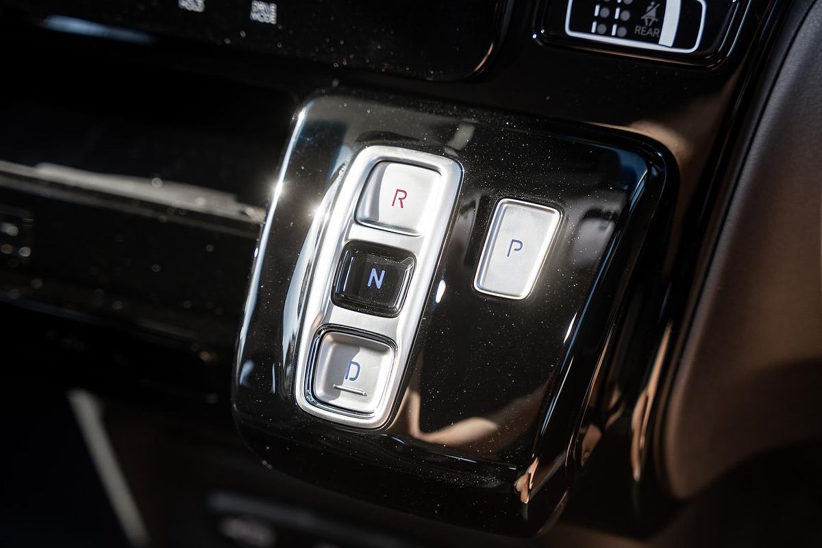 2025 Hyundai STARIA Elite US4.V3