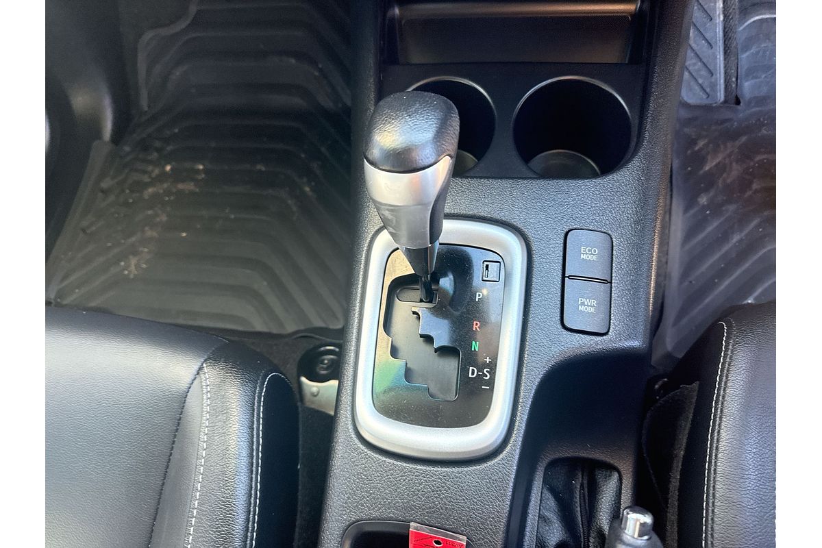 2020 Toyota Hilux SR5 GUN126R 4X4