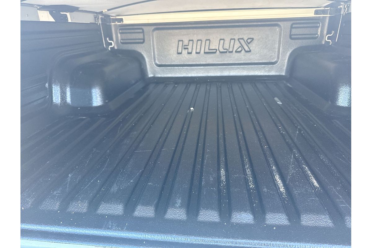 2020 Toyota Hilux SR5 GUN126R 4X4