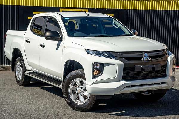 2020 Mitsubishi Triton GLX+ MR 4X4