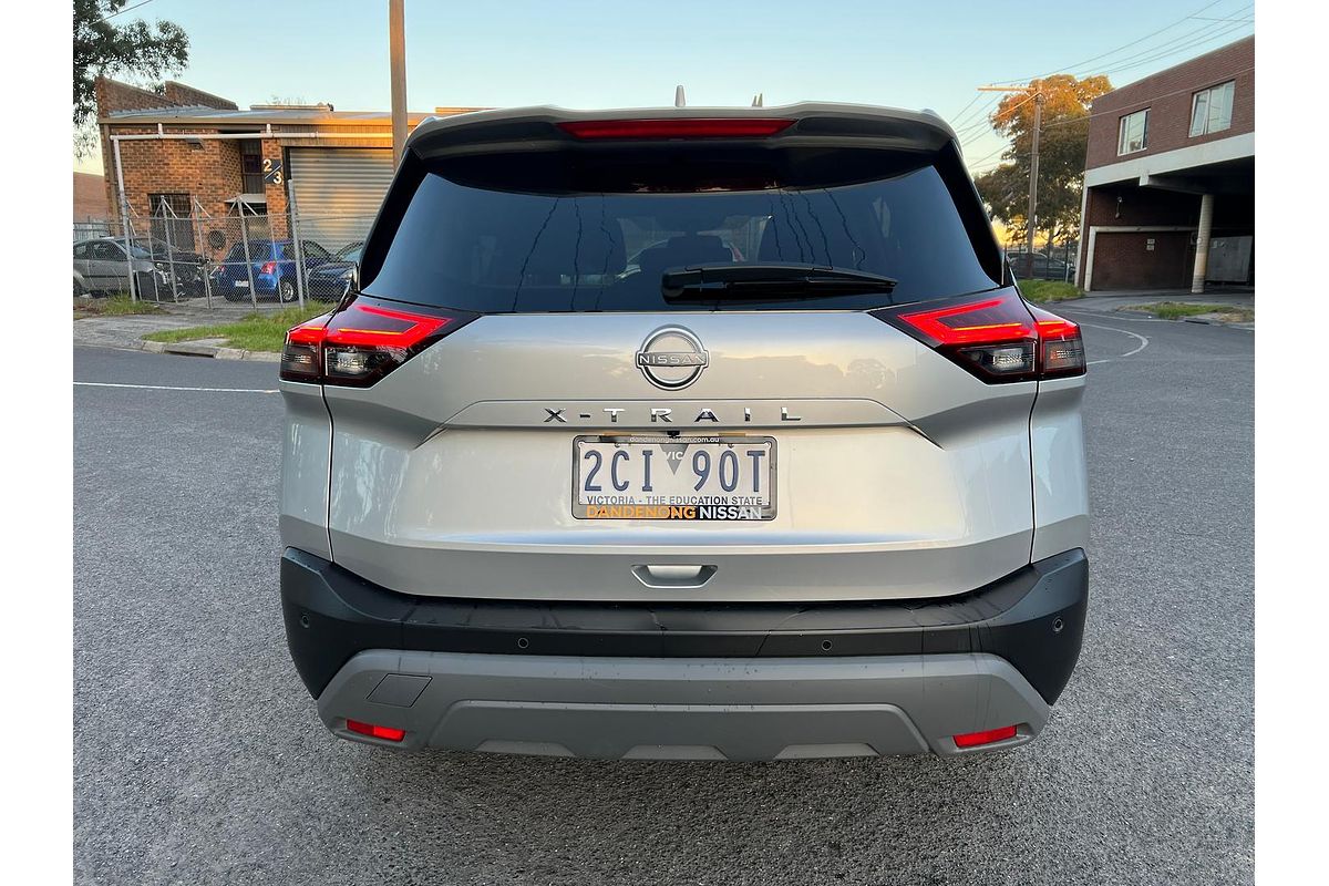 2024 Nissan X-TRAIL ST-L T33