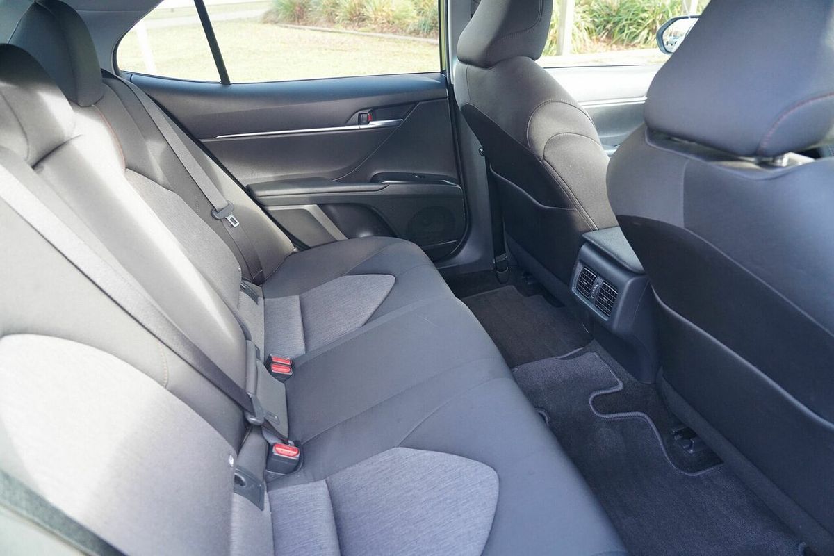 2018 Toyota Camry Ascent ASV70R