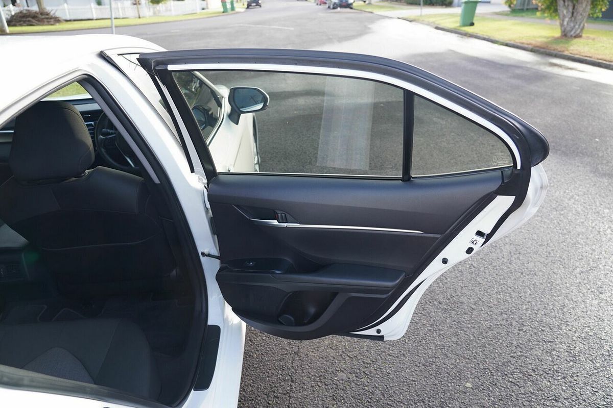 2018 Toyota Camry Ascent ASV70R