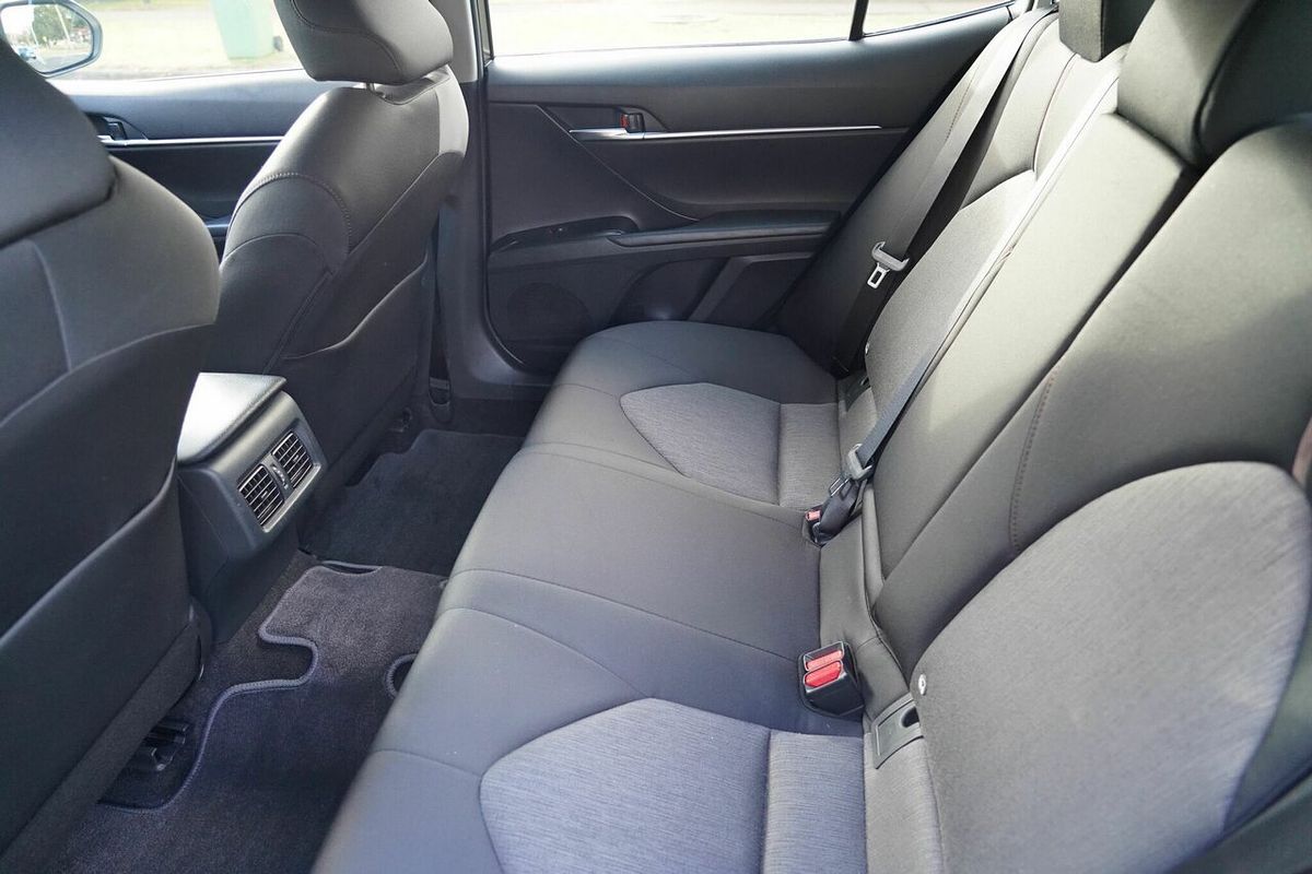 2018 Toyota Camry Ascent ASV70R