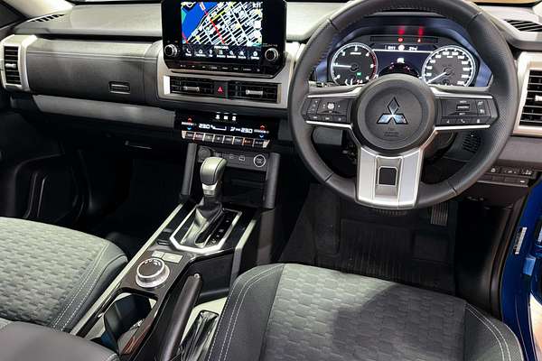 2024 Mitsubishi Triton GLS MV 4X4
