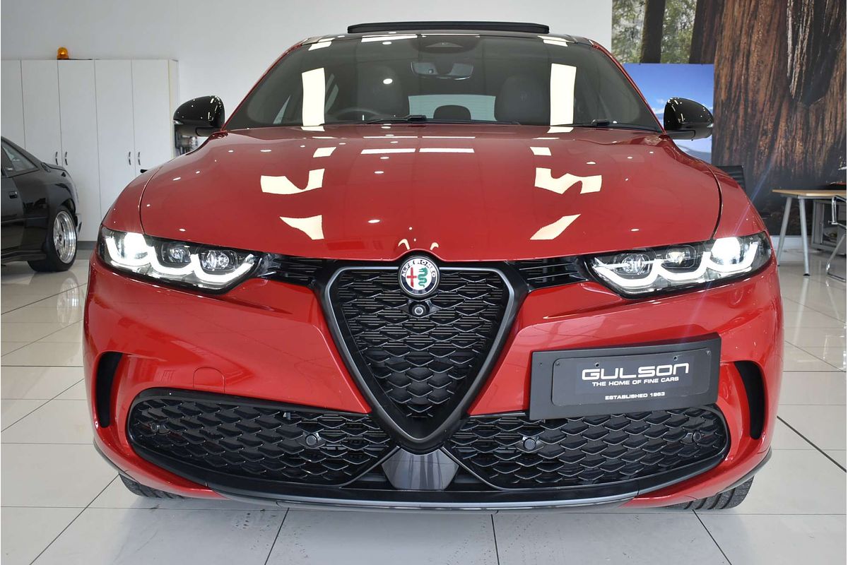 2023 Alfa Romeo Tonale Veloce Plug-In Hybrid