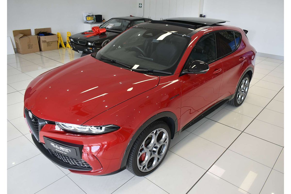 2023 Alfa Romeo Tonale Veloce Plug-In Hybrid