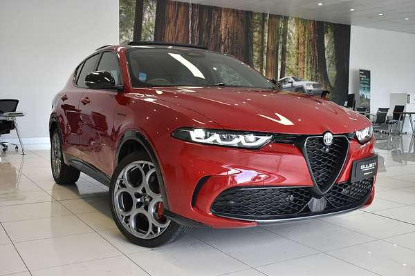 2023 Alfa Romeo Tonale Veloce Plug-In Hybrid