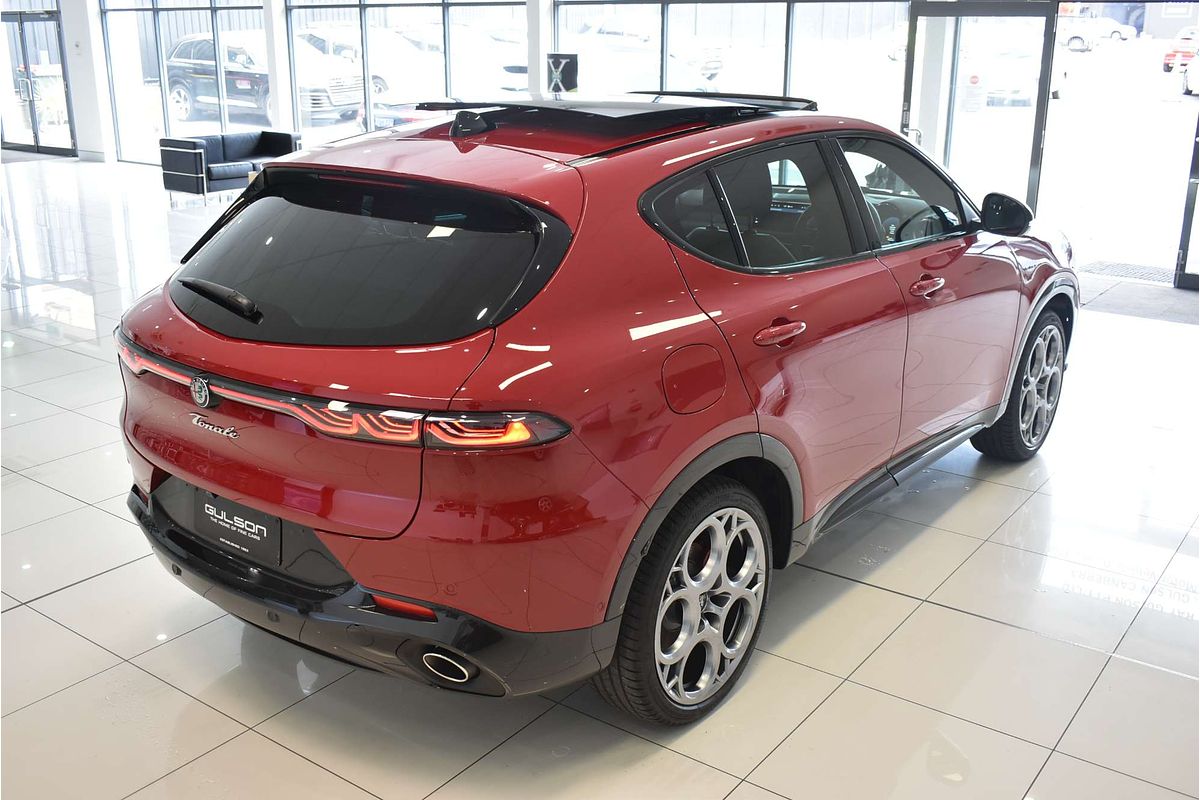 2023 Alfa Romeo Tonale Veloce Plug-In Hybrid
