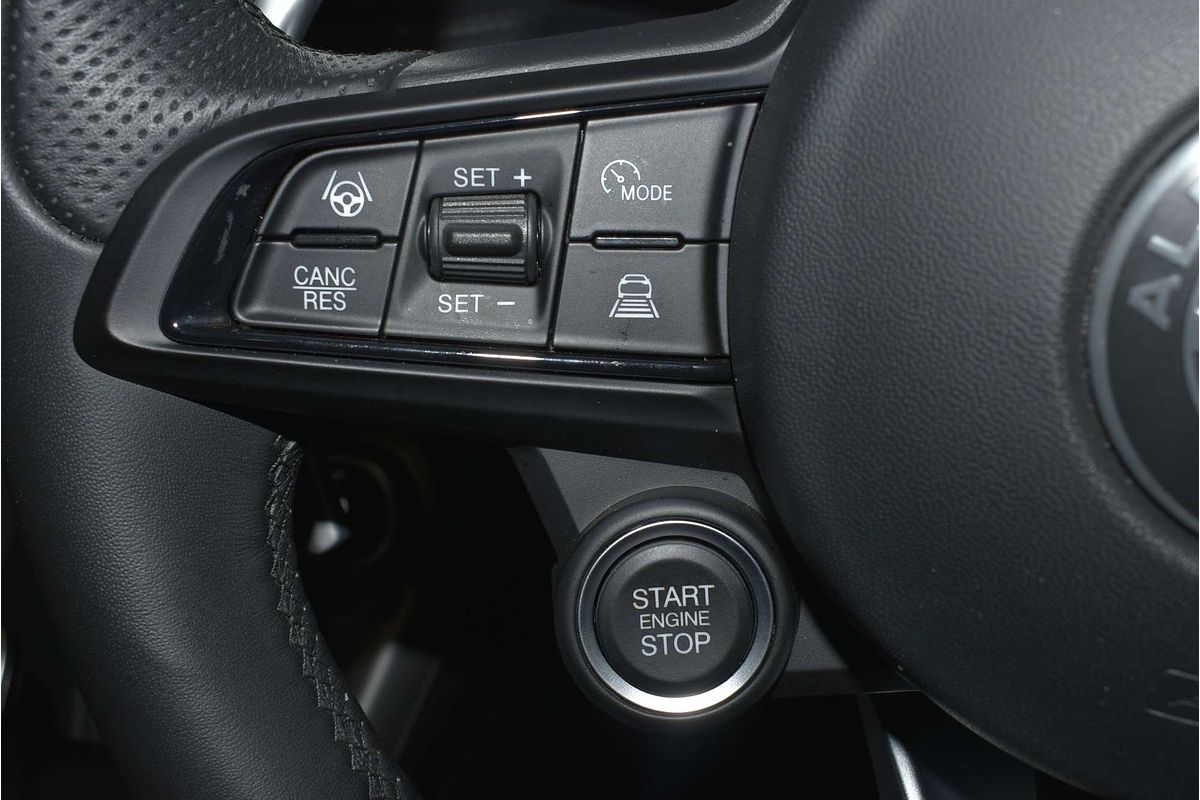 2023 Alfa Romeo Tonale Veloce Plug-In Hybrid