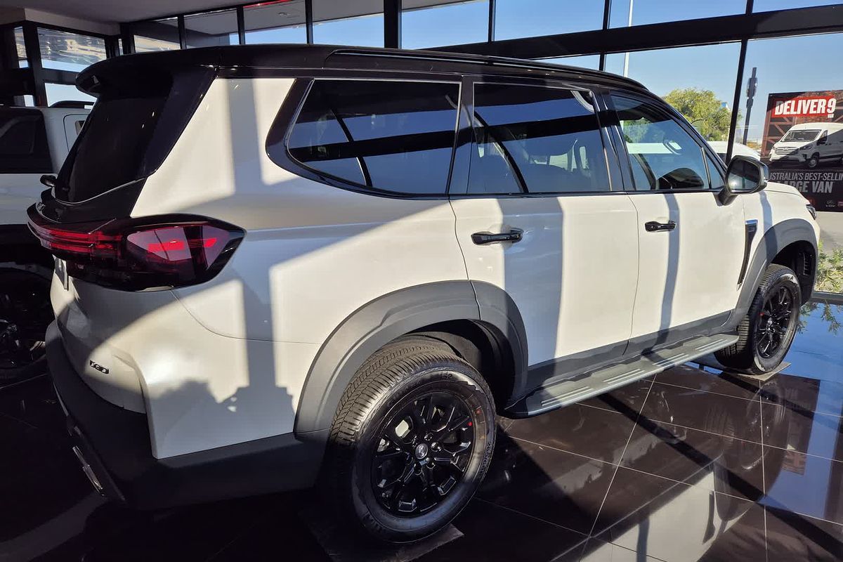 2025 LDV D90 Executive SV9A