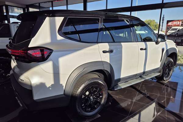 2025 LDV D90 Executive SV9A
