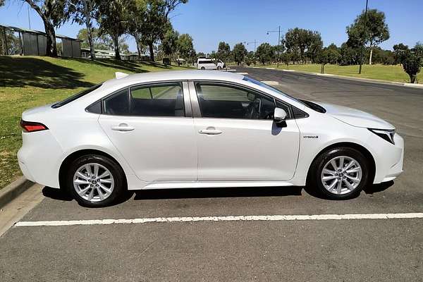 2023 Toyota Corolla Ascent Sport Hybrid ZWE219R