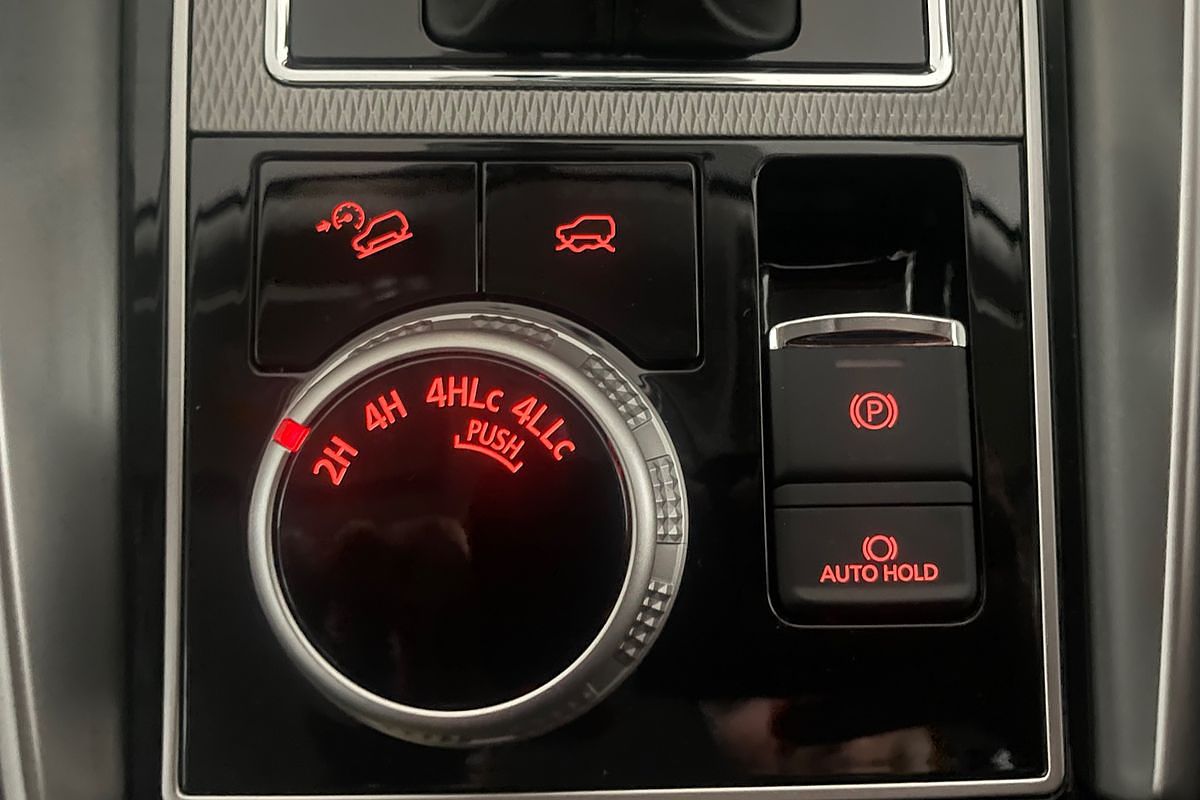 2024 Mitsubishi Pajero Sport GLX QG