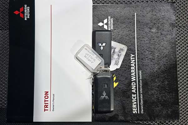 2022 Mitsubishi Triton GLS MR 4X4