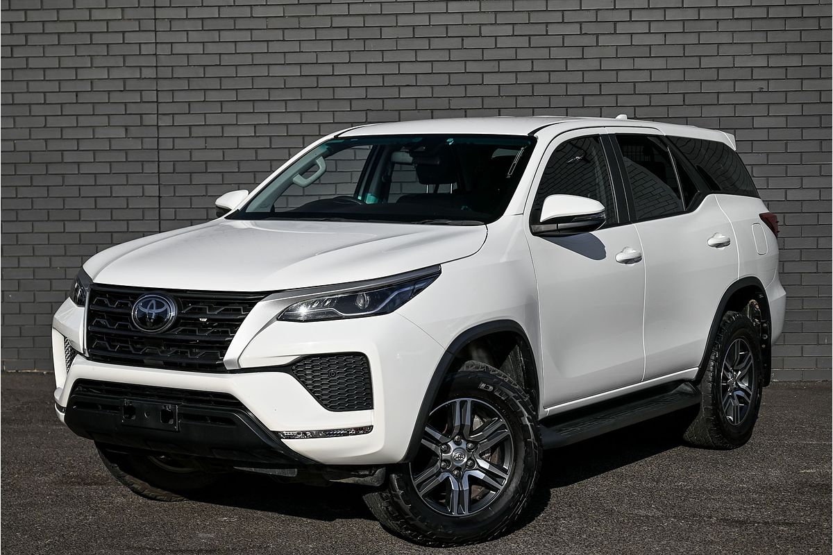 2022 Toyota Fortuner GX GUN156R