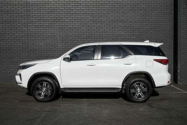 2022 Toyota Fortuner GX GUN156R