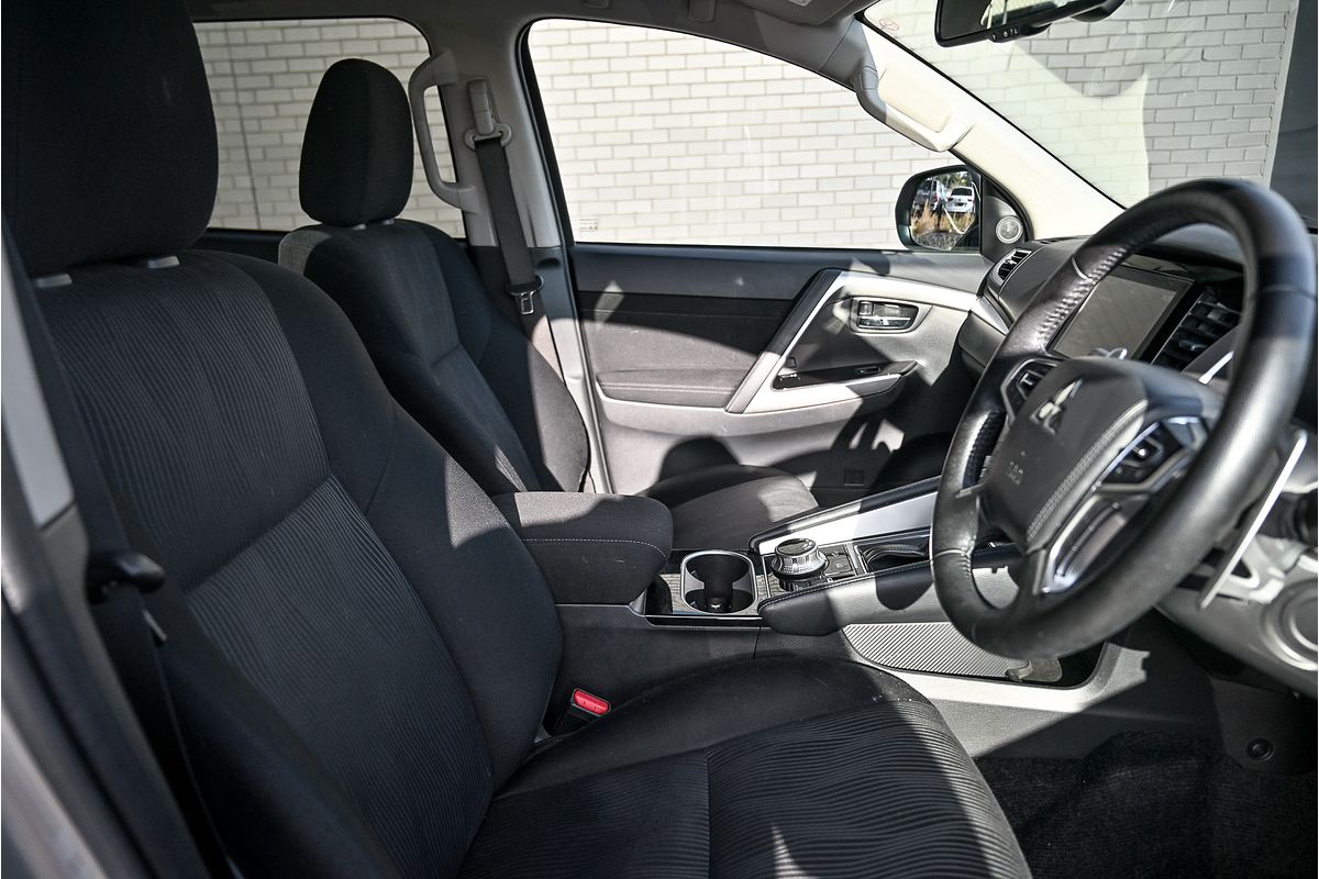 2023 Mitsubishi Pajero Sport GLS QF
