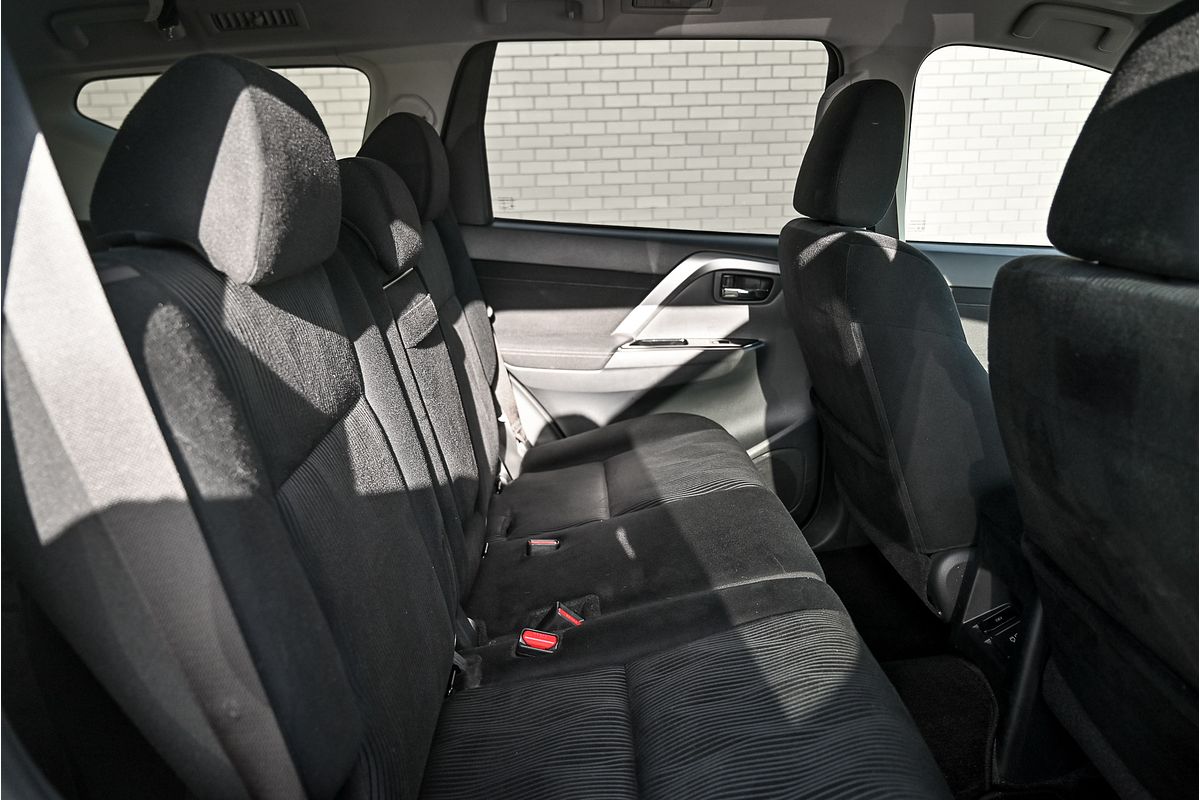 2023 Mitsubishi Pajero Sport GLS QF
