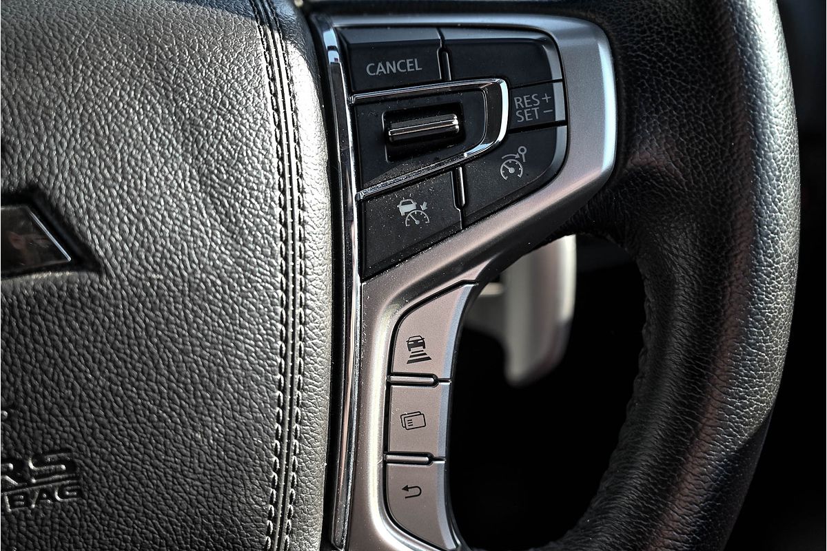 2023 Mitsubishi Pajero Sport GLS QF